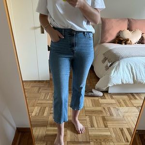 LEVI’S Cropped Flare Denim